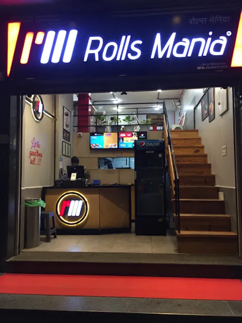 Rolls Mania Wadgaon sheri