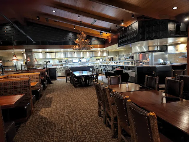 Claim Jumper Steakhouse & Bar - Clackamas, OR