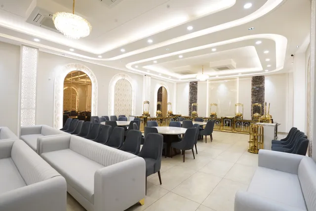 Su Casa Banquets and Hotel