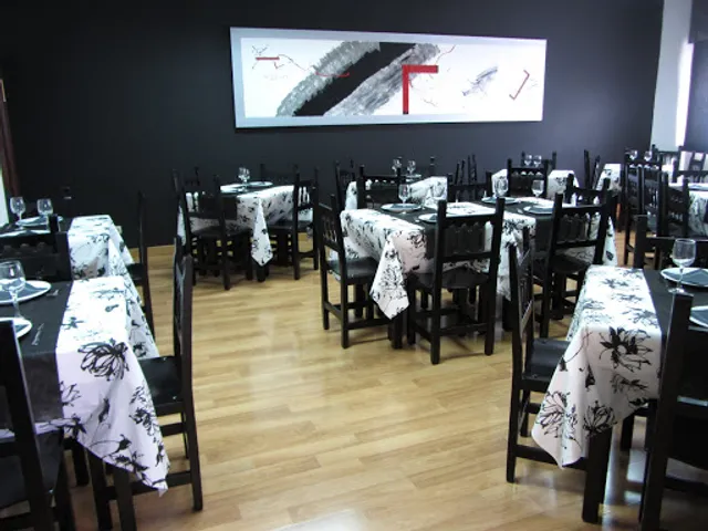 RESTAURANTE CAFETERIA La Calzada