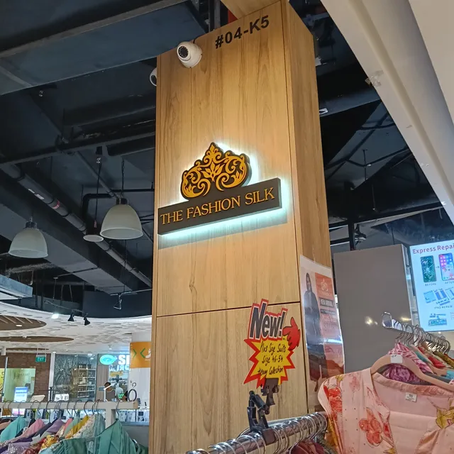 The Fashion Silk | Affordable Indian clothing with Plus Size in Singapore | Saree's | Blouses | Men's wear| Suits|