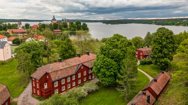 Gripsholms BnB (Stallgården)