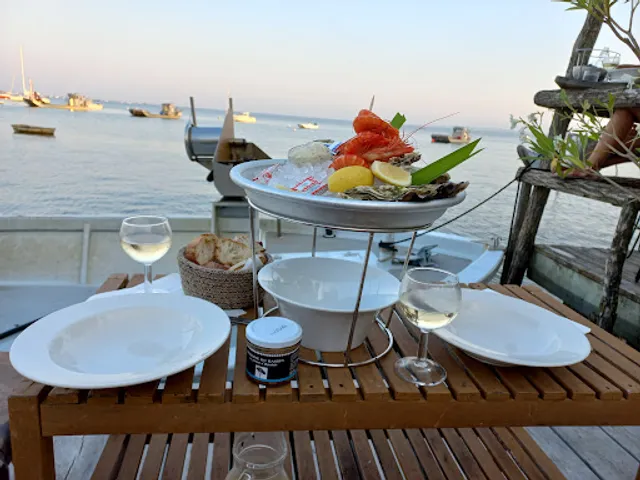 l'eau de là dégustation cabane numero 4 port de claouey