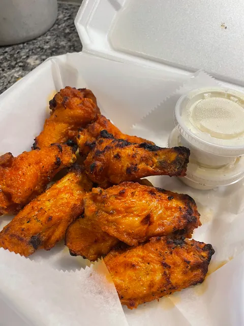 Pine Street Bar & Grill