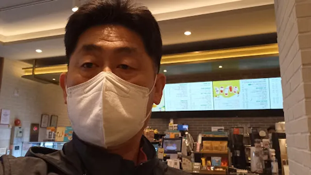 투썸플레이스 익산유천생태습지공원점