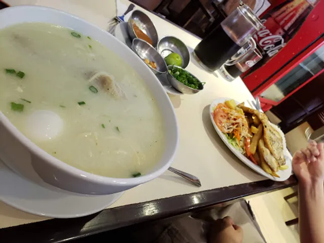 Gusto Para Su Paladar - Caldo De Gallina