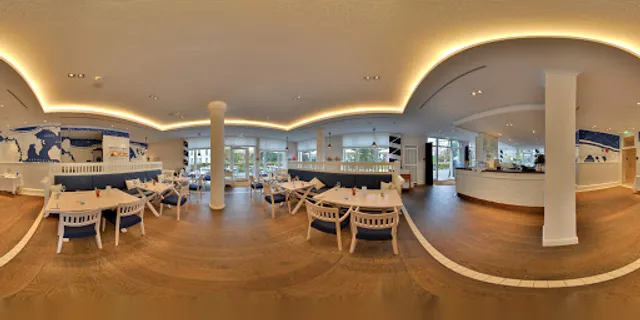 Bistro & Bar WATERFRONT