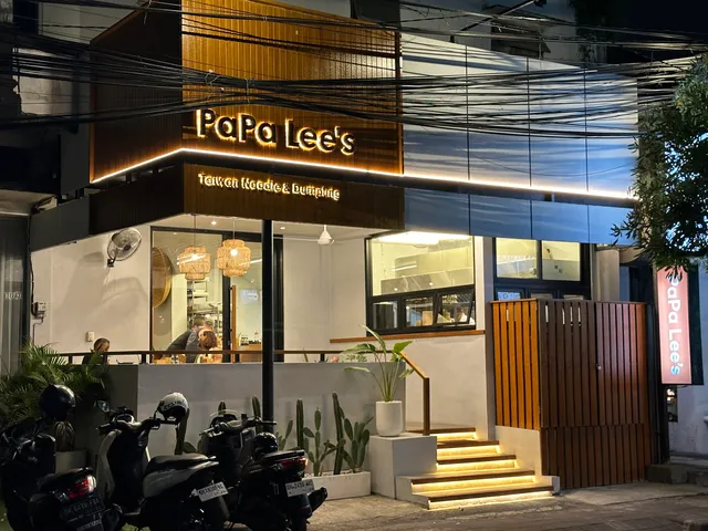 Papa Lee's Taiwan Teppanyaki Steak House