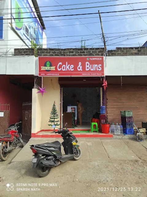 Cakes & Buns