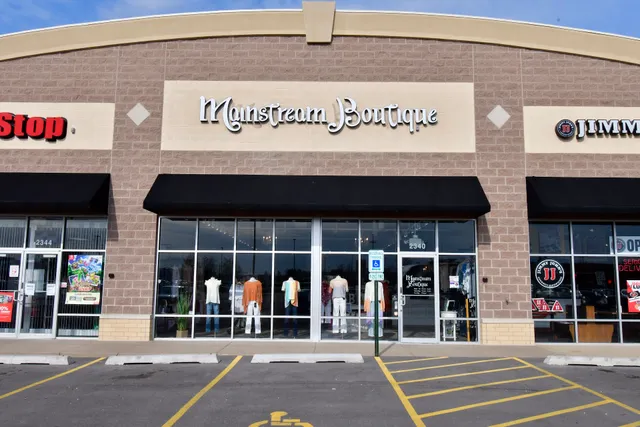 Mainstream Boutique - New Lenox