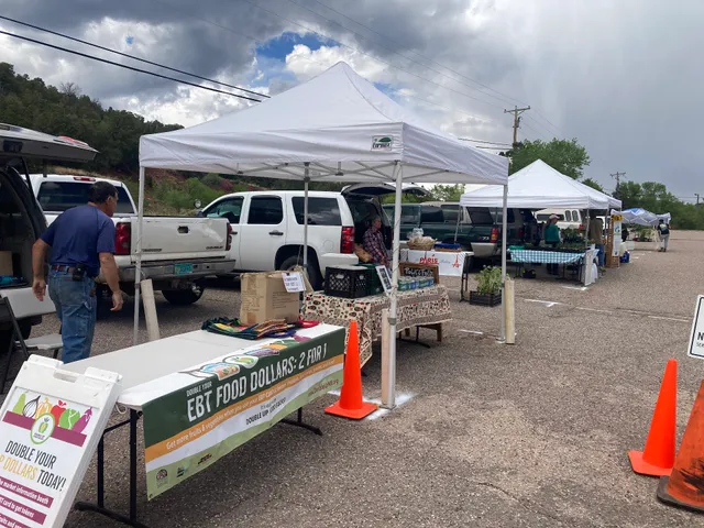 Cedar Crest Farmer's Market