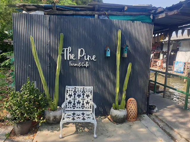 The Pine Farm & Cafe