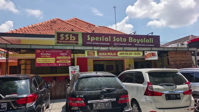 Spesial Soto Boyolali (SSB) Hj. Hesti Widodo, Surabaya