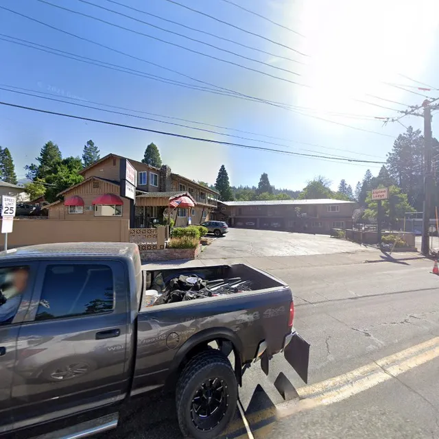 The Cottage Inn at Mount Shasta