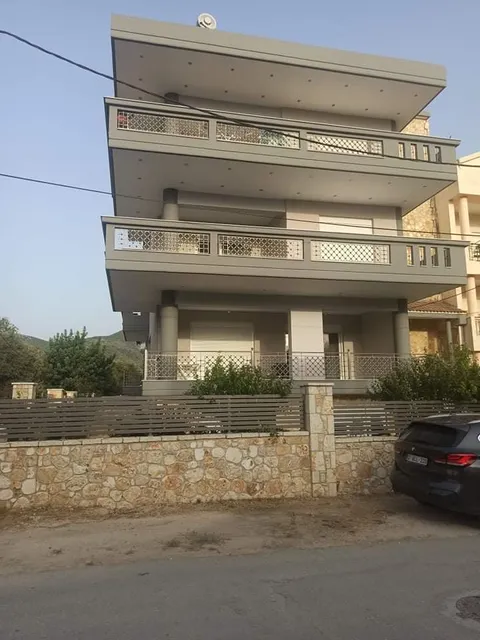 Cyclops luxury apartments