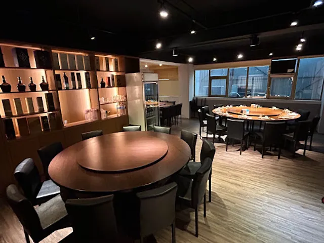 伊豆日式料理 日料 串燒《日料推薦》桃園區日式餐廳推薦｜丼飯專賣｜日式合菜｜人氣｜特色｜新鮮赤身｜聚會日式餐廳