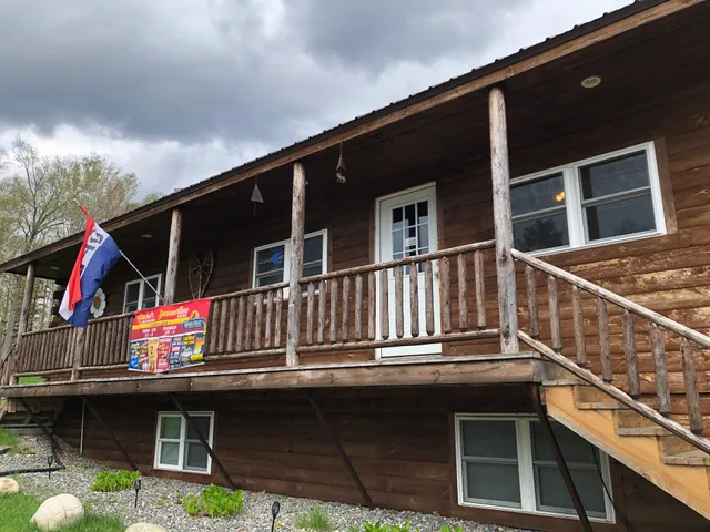 15 Mile Stream Lodge