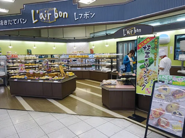 レフボン 東光店
