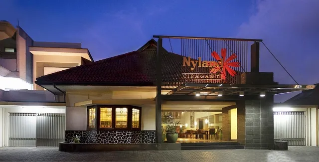 Hotel Nyland Cipaganti