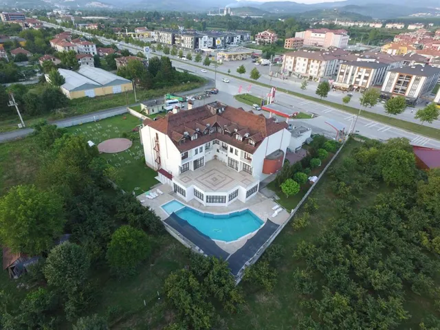 Tasli Otel