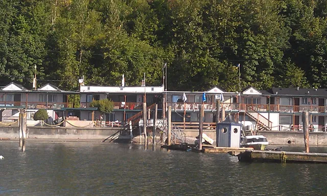 Sunrise Resort and Motel