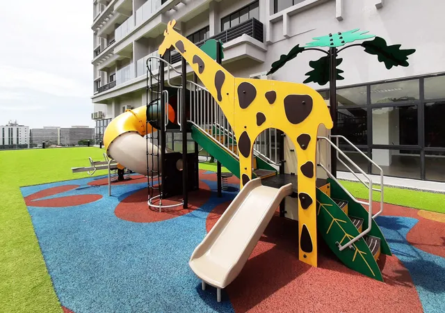 T Stay @ Icon Residence