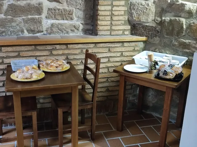 Hostal Rural 18 De Abril Sl