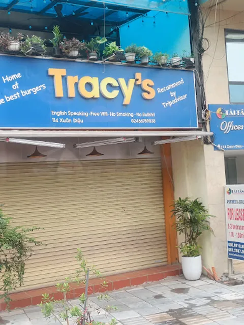 Tracys Pub