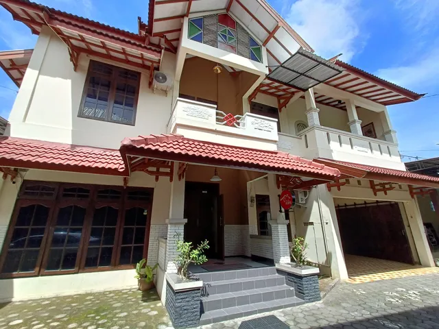 Guest House Omah Waris