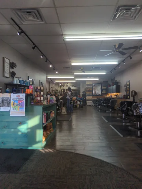 Marilyn's Designers Den