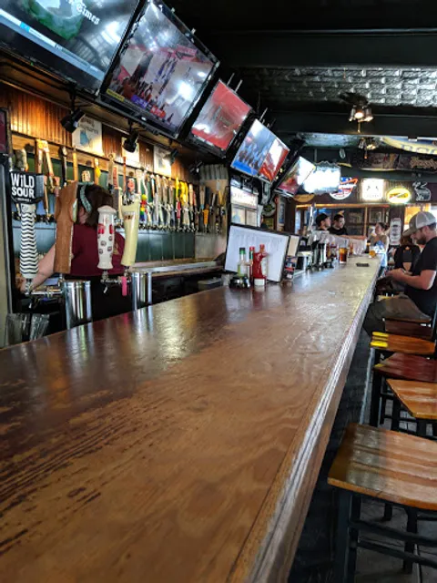 Broadway Brewhouse & Mojo Grill