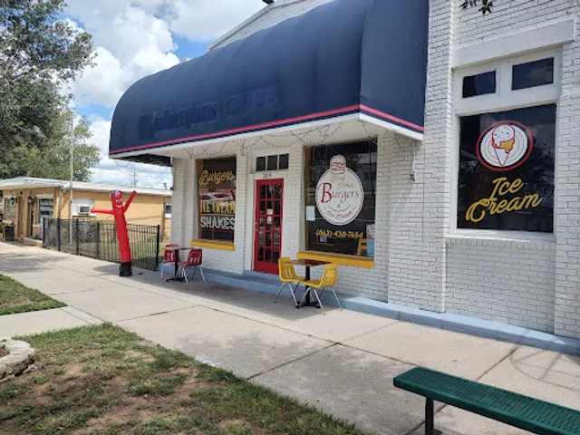 Dundee Downtown Pizza & Burgers