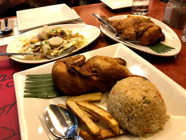 Max's Restaurant | SM Mall of Asia