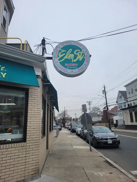 Elm St Bakery