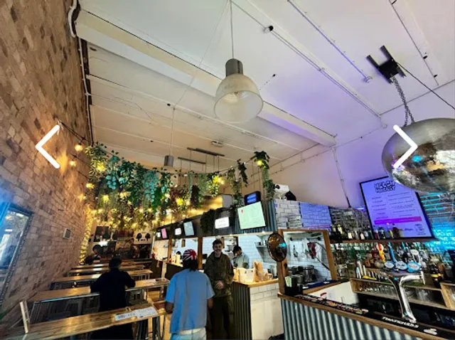 Helch Market | Food Hall & Bar