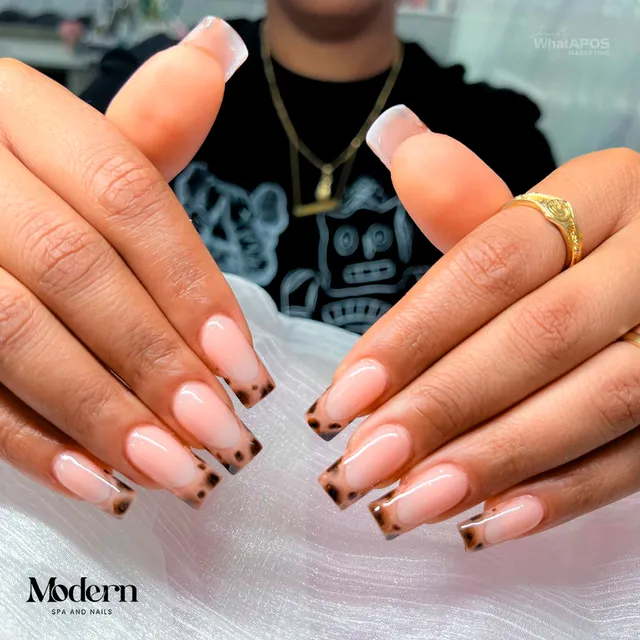 Modern Spa and Nails