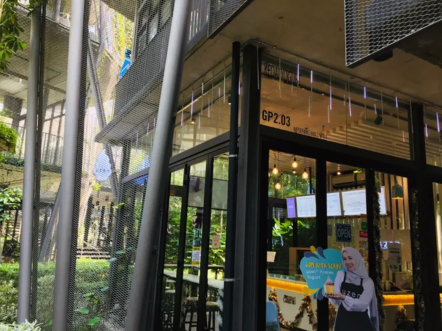 Yzen Frozen Yogurt - by The Dessert Lover (Cyberjaya)