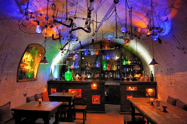 Kellyxír - alchemical pub / Alchemical Lab Pub