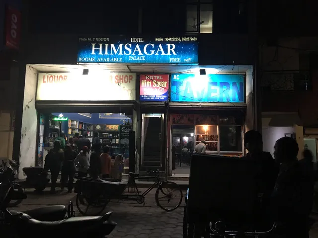 OYO 9740 Hotel Him Sagar