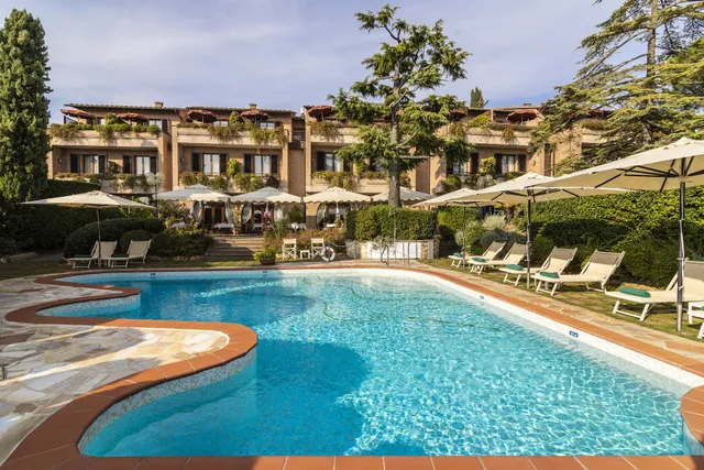 Relais Santa Chiara Hotel