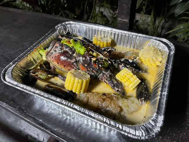 Solo's Backyard Roast