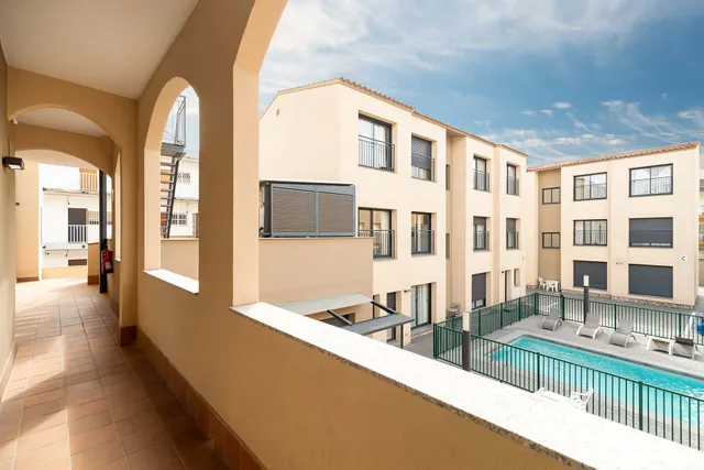 Castell Beach Aparthotel