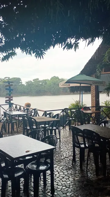 Restaurante - O Pesqueirinho