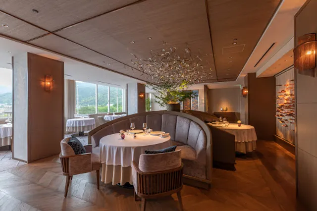 Dominique Bouchet Kyoto ‘Le RESTAURANT’