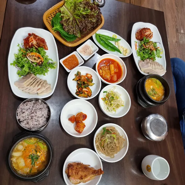 원할머니보쌈족발 부산명지점