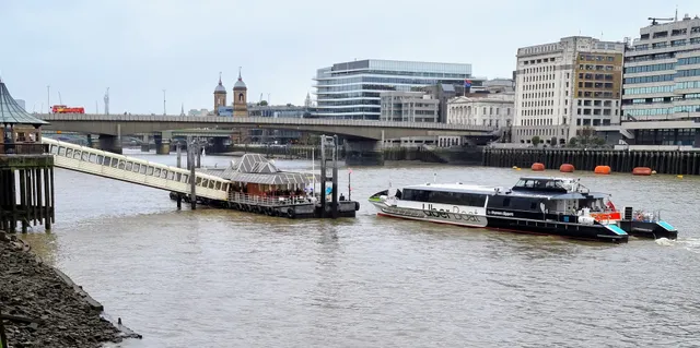 Uber Boat by Thames Clippers - London Bridge City Pier