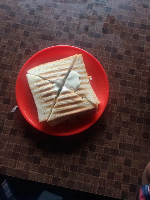 Nivin's Family Restaurant