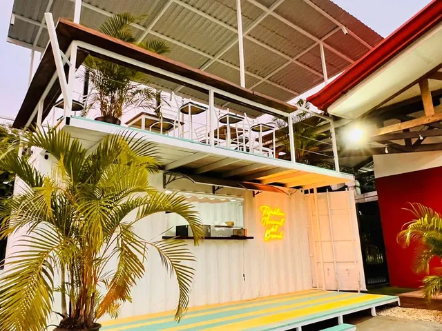 Hotel Adventure Lodge Jacó