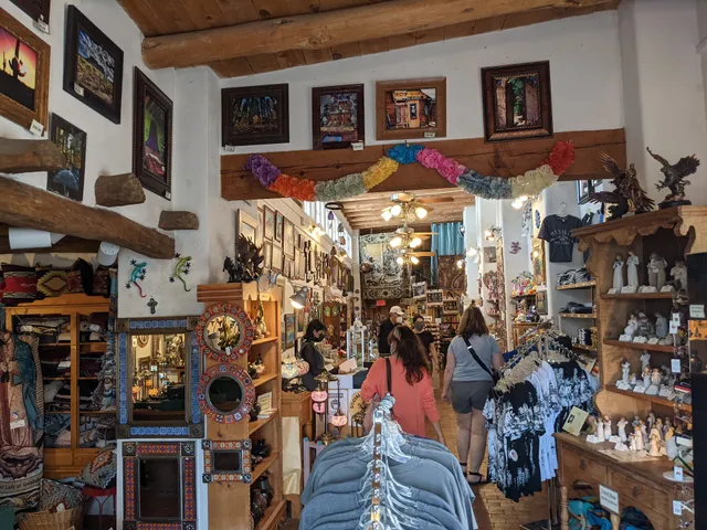 Galeria On the Plaza