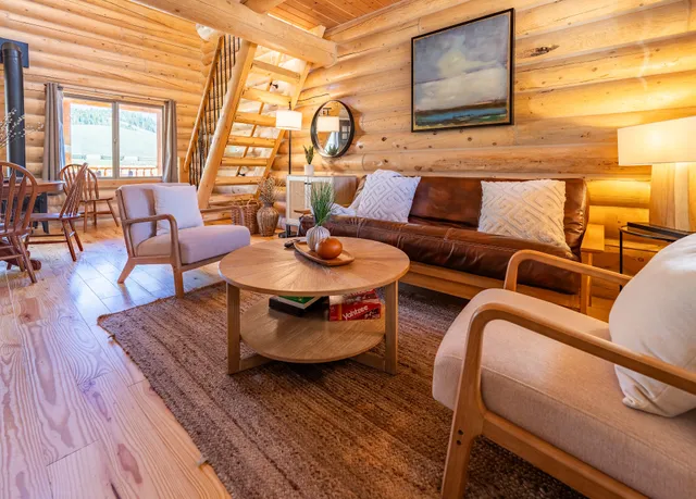 Stanley River Retreat & Cabins